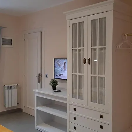 Hotel Alvaro Frente Palacio-museo Selgas *